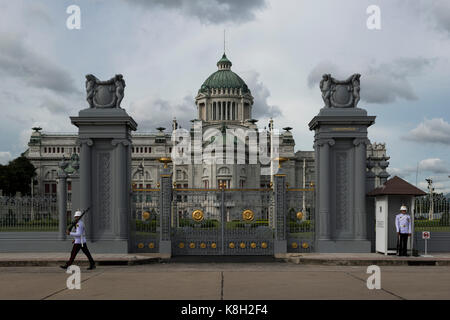 Das Ananta Samakhom Throne Hall ist ein königlicher Empfang Halle im Dusit Palace in Bangkok, Thailand. Es wurde im Auftrag von König Chulalongkorn (Rama V) Stockfoto