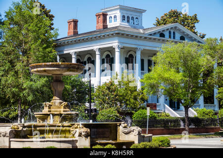 Wilmington North Carolina, historisches Viertel, Market Street, Kenan Plaza, Bellamy Mansion Museum, Vorkriegsarchitektur, Springbrunnen, NC170518030 Stockfoto