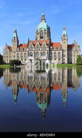 Rathaus Rathaus Gebäude am See in Hannover Stockfoto