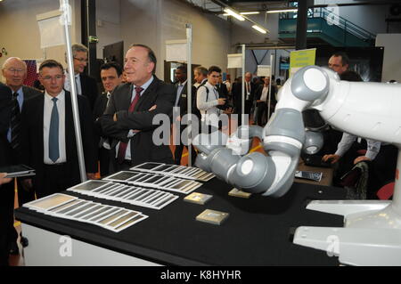 Pierre Gattaz, Präsident von MEDEF, Besuch zum professionellen Training Center in Lyon, Frankreich Stockfoto