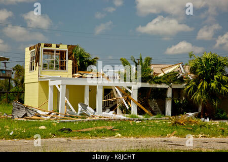 Gebäude und Wohnungen durch den Hurrikan Harvey in Rockport oder Fulton, Texas zerstört Stockfoto