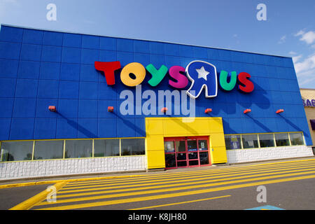 Laval, Kanada, 19. September 2017. Beschilderung von einem kanadischen Toys R Us store. Credit mario Beauregard/alamy leben Nachrichten Stockfoto