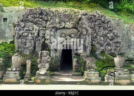 Das berühmte Tor von Goa Gajah Tempel in Indonesien Bali Stockfoto