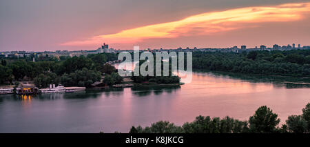 2017-08-28. Belgrad, Serbien. Der Fluss Sava gesehen von Kalemegadan Schloss Stockfoto