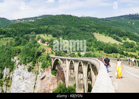 Brücke über den Fluss Tara, Montenegro Stockfoto