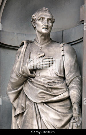 Amerigo Vespucci 1454 - 1512 Italienische Explorer, Finanzier, Navigator und Kartograph. Statue in den Uffizien in Florenz, Toskana, Italien. von Gaetano Grazzini Stockfoto