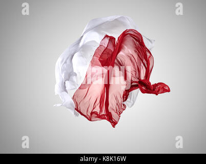 Glatt elegante transparent rot und mit einem weißen Tuch auf grauem Hintergrund getrennt. Stockfoto