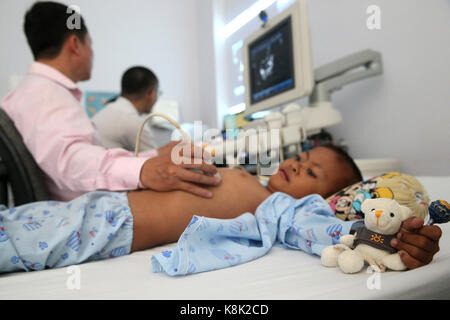 Tam duc Heart Hospital. Doppler Echokardiographie. Ho Chi Minh Stadt. Vietnam. Stockfoto