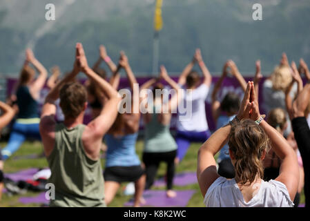 Chamonix yoga Festival. Frankreich. Stockfoto