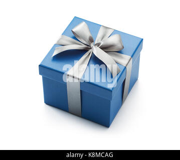 Blau Geschenkverpackung auf weißem Hintergrund- clipping path enthalten Stockfoto