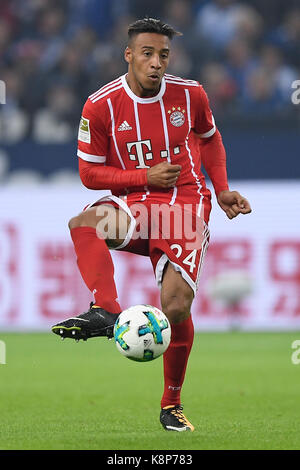 Gelsenkirchen, Deutschland. September 2017. Corentin Tolisso (FC Barcelona). GES/ Fussball/ 1. Bundesliga: Schalke 04 - FC Bayern München, 19.09.2017 Fußball: Bundesliga: Schalke 04 gegen FC Bayern München, Ort, 19. September 2017 Verwendung weltweit Quelle: dpa/Alamy Live News Stockfoto