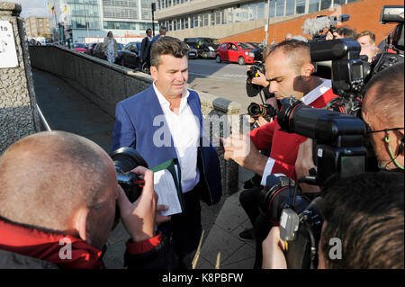 Brighton, UK. 20 Sep, 2017. Dominic Chappell, der ehemalige Inhaber von BHS Blätter Brighton Hof, wo er durch die Pensionen Regler nicht Informationen über den Kauf für £1 Der ehemaligen Einzelhandelskette: Simon Dack/Alamy Leben Nachrichten bieten verfolgt wurde. Stockfoto