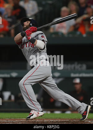 Baltimore, USA. 20 Sep, 2017. Boston Red Sox2B Dustin Pedroia (15) at bat während eines Spiels gegen die Baltimore Orioles, Oriole Park in Camden Yards, Baltimore, MD, am 20. September 2017. Credit: Cal Sport Media/Alamy leben Nachrichten Stockfoto