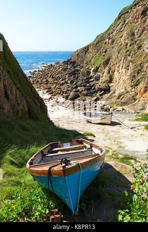 Porthgwarra Cove in Cornwall, England, Großbritannien, wird dieser Bereich als Drehort für die Hit Fernsehgerät Serie poldark verwendet. Stockfoto