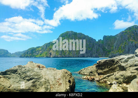 Mit Blick auf den schönen Blick von der Shimizu Insel, El Nido, Palawan (die letzte Grenze), MIMAROPA, Philippinen, Südostasien Stockfoto