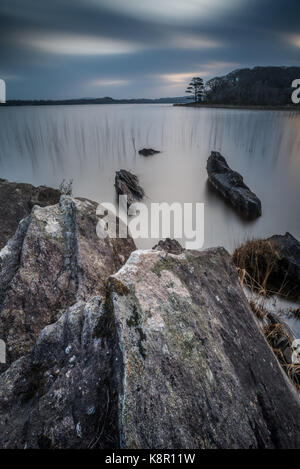 Muckrooss See in der Morgendämmerung, Killarney, County Kerry, Munster, Irland, März Stockfoto