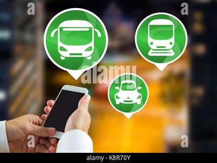 Digital composite Transport Icons und Hand Telefon in Stadt Stockfoto