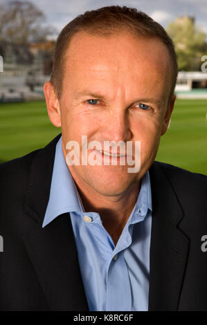 England cricket Trainer und ehemaligen simbabwischen cricketer, Andrew "Andy" Blume an Worcestershire ccc in Worcester. Stockfoto