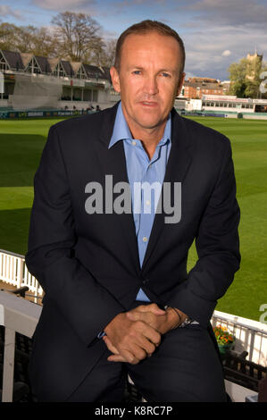 England cricket Trainer und ehemaligen simbabwischen cricketer, Andrew "Andy" Blume an Worcestershire ccc in Worcester. Stockfoto