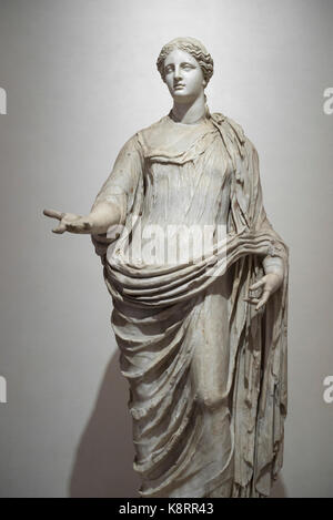 Rom. Italien. 2. Jahrhundert n. Chr. Statue von Demeter, Göttin der Ernte, dachte auf einer griechischen Original des späten 5. Jahrhundert v. Chr. Palazzo basieren Stockfoto