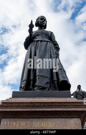 Die Florence Nightingale Statue, Waterloo Place, Pall Mall, London, UK Stockfoto