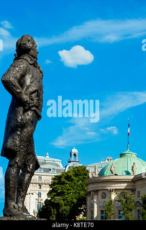 Im Vordergrund steht die Statue des US-Präsident Thomas Jefferson 2004 eröffnet. Es ist die Arbeit der französischen Bildhauer Jean Cardot. Stockfoto