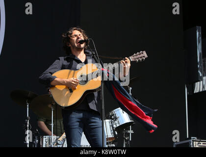 Tag zwei des V Festival im Hylands Park - Performances mit: Jack Savoretti Wo: Essex, Großbritannien Wann: 20 Aug 2017 Quelle: WENN.com Stockfoto