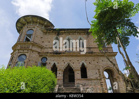 In eine verlassene Kellie Castle in Batu Gajah, Perak, Malaysia Stockfoto