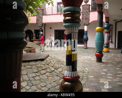 Hundertwasserhaus in magdeburg. Stockfoto