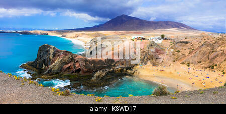 Schönen Strand Papagayo, vulkanischen Landschaft der Insel Lanzarote, Spanien. Stockfoto