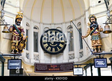 Royal Arcade Gog und Magog, Melbourne, Victoria, Australien Stockfoto