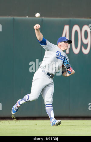 Philadelphia, Pennsylvania, USA. 21 Sep, 2017. Los Angeles Dodgers linken Feldspieler Enrique Hernandez (14), die in Aktion während der MLB Spiel zwischen den Los Angeles Dodgers und Philadelphia Phillies am Citizens Bank Park in Philadelphia, Pennsylvania. Christopher Szagola/CSM/Alamy leben Nachrichten Stockfoto