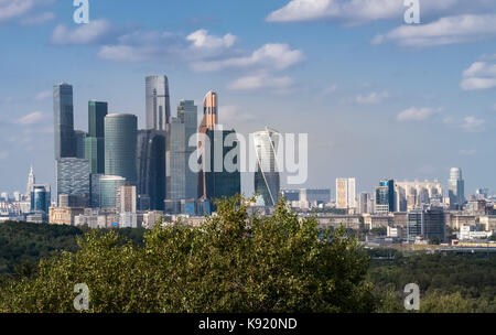 Moskau Sehenswürdigkeiten Skyline mit modernen Wolkenkratzern aus der Moscow International Business Centre Commercial District, Moskwa City, Moskau, Russland. Stockfoto