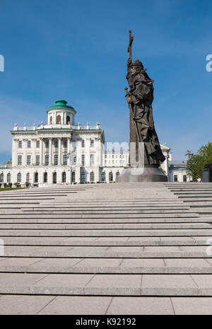 Denkmal für Prinz Wladimir der Große, eine 24 Meter hohe Statue, Borovitskaya Sehenswürdigkeit Platz, Moskau, Russland Stockfoto