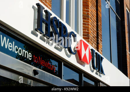 Newbury, Großbritannien - 27 August 2017: Das Äußere des Newbury Zweig der HSBC Bank Stockfoto