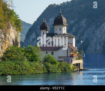 Rumänien, Donau, Iron Gate Schlucht, mraconia Kloster Stockfoto