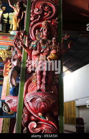 Pettah Colombo Sri Lanka Neue kathiresan Kovil Tempel für Krieg Gott murugan Statue der hinduistischen Göttin Lakshmi Santhana Stockfoto