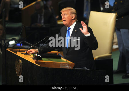 US-Präsident Donald Trump spricht bei der 72. Generalversammlung im UN-Hauptquartier in New York City, New York, 19. September 2017. Stockfoto