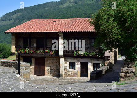 Haus in Barcena Mayor, Kantabrien. nördlichen Spanien Stockfoto