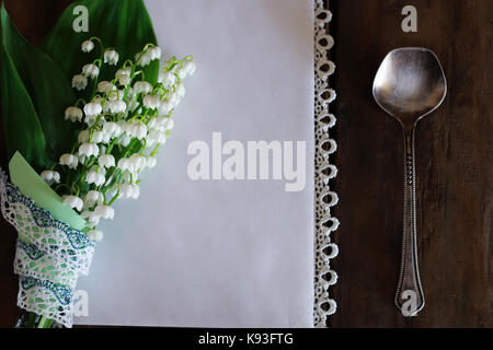 Vintage Besteck und bouquet Stockfoto