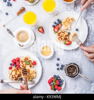 Frühstück mit Scotch Pfannkuchen Stockfoto