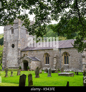 Die wunderschöne St. Oswalds Kirche in Arncliffe in den Yorkshire Dales National Park North Yorkshire England Vereinigtes Königreich Großbritannien Stockfoto