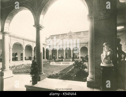 Kunstpalast, Innenhof im Kunstpalast, Foto Otto Renard, 1902 Stockfoto