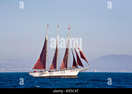 Tall Ship american Pride aus Dana Point Harbor, CA USA. Dieses 3-Mast Schoner wurde im Jahre 1941 erbaut, ursprünglich als 2-Mast chooner-Dragger" ein Stockfoto