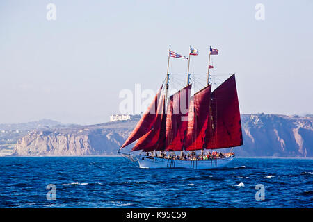 Tall Ship american Pride aus Dana Point Harbor, CA USA. Dieses 3-Mast Schoner wurde im Jahre 1941 erbaut, ursprünglich als 2-Mast chooner-Dragger" ein Stockfoto