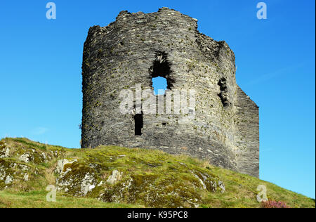 Dolbadarn Schloss, in der Nähe von Llanberis in Nord Wales, war im frühen 13. Jahrhundert von der walisischen Fürsten als Llywelyn die Große gebaut, bekannt. Stockfoto