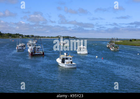 Günstig Fischerbooten am Rest - Chatham Hafen auf Cape Cod Stockfoto