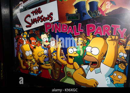 The Simpsons Pinball Party Festzelt aus der Komödie sitcom TV-Serie. St. Paul Minnesota MN USA Stockfoto