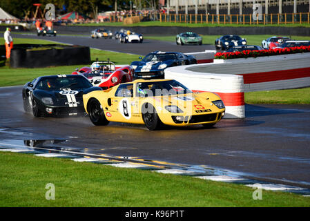 1968 fuhr der Ford GT40 beim Goodwood Revival 2017 in der Pfingsttrophy. Im Besitz von Christopher Stahl, getrieben von Nicholas Padmore Stockfoto