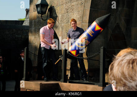 Weasley Zwillinge James und Oliver Phelps, die magische Welt von Harry Potter, Universal Studios, Florida, USA Stockfoto